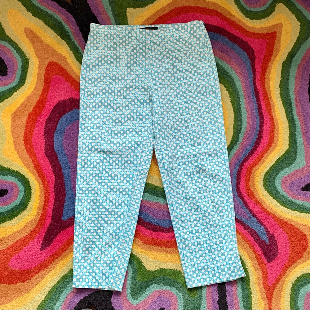 Talbots Petites Capris - Spoon & Fork Place Settings Design